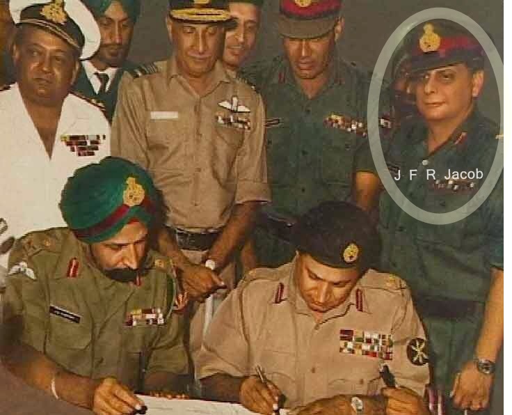 চিকিৎসাধীন অবস্থায় দিল্লীর সামরিক হাসপাতালে মৃত্যুবরণ করেছেন জেনারেল জ্যাকব।