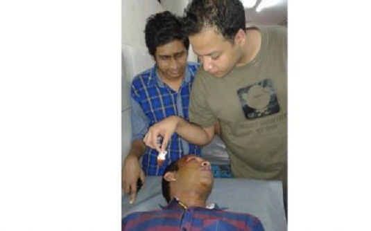 জগন্নাথ বিশ্ববিদ্যালয় সাংবাদিক সমিতির প্রাক্তন সভাপতিকে চাপাতি দিয়ে কুপিয়েছে সন্ত্রাসীরা।।