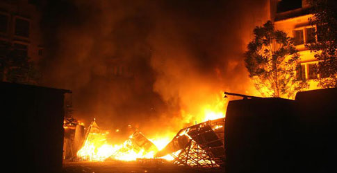 পিরোজপুরে ভয়াবহ অগ্নিকাণ্ড ।। ৯ দোকান পুড়ে ছাই, ৩০ লাখ টাকার ক্ষতি