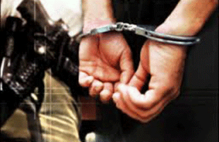 রাজধানিতে অত্যাধুনিক নাইন এমএম পিস্তল সহ সন্ত্রাসী আটক ।।