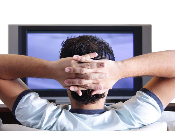 ২ বছর পর মৃত স্ত্রীকে টেলিভিশনে দেখে অবাক হলেন স্বামী ।।