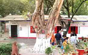 কেন্দ্রীয় শহীদ মিনারের পাশে অবৈধ স্থাপনা ভাঙতে ৭২ ঘণ্টা সময় দিয়েছে হাইকোর্ট ।।