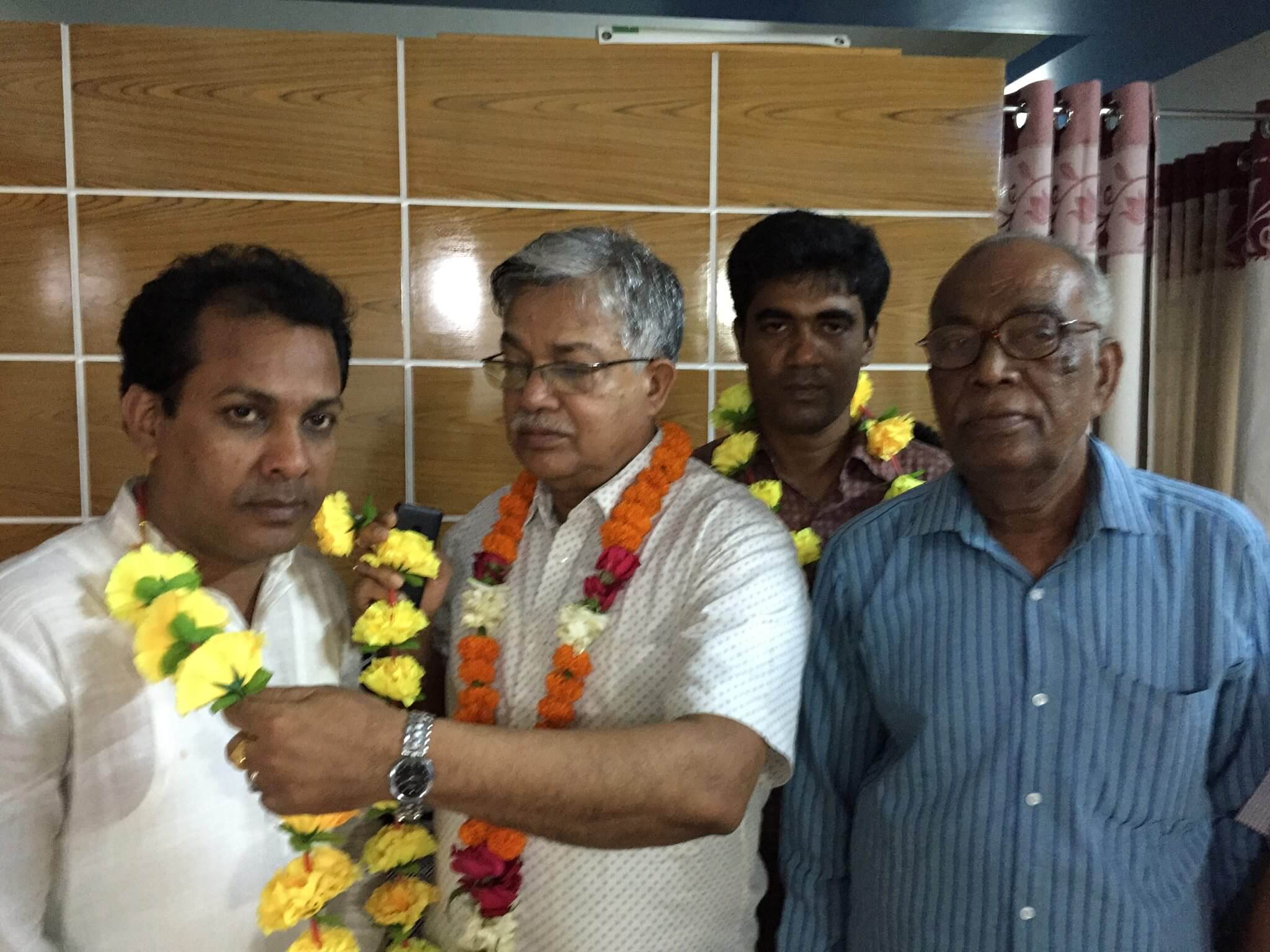 গুটুদিয়া ইউপি চেয়ারম্যান মোস্তফাকে অবাঞ্ছিত ঘোষনা ।। প্রতিমন্ত্রী নারায়ন চন্দ্রের ভুমিকা নিয়ে নানা প্রশ্ন ...