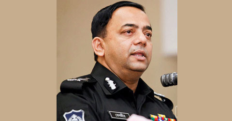 নববর্ষ শুভেচ্ছা সরূপ বিনামূল্যে জল, পাখা এবং টুপি বিতরণ করবে র‌্যাব ।।