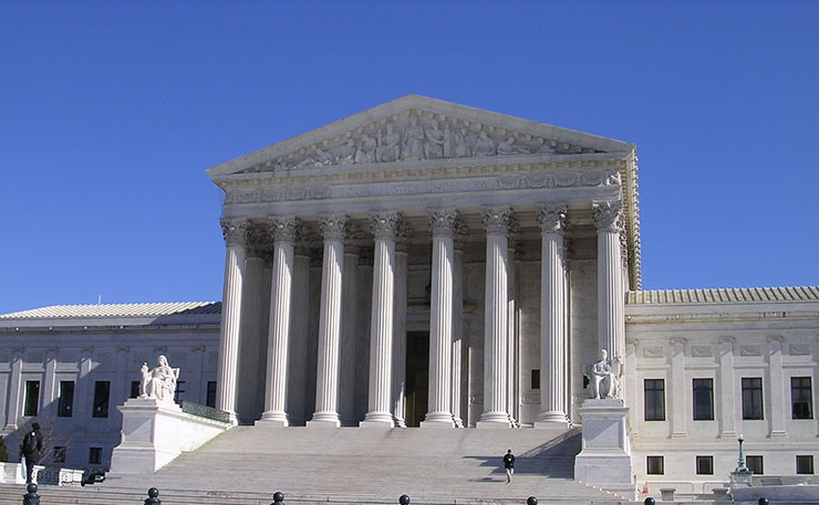 ইরানের জব্দ অর্থ থেকে ক্ষতিপূরণ দেওয়ার নির্দেশ দিয়েছেন যুক্তরাষ্ট্রের সুপ্রিম কোর্ট ।।