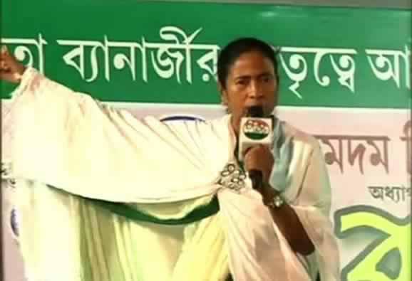 ৫০টি নারদ নিউজ কিনতে পারেন কাকলি।। নারদার স্টিং অপরেশন নিয়ে দ্বিমুখী নীতি মমতার