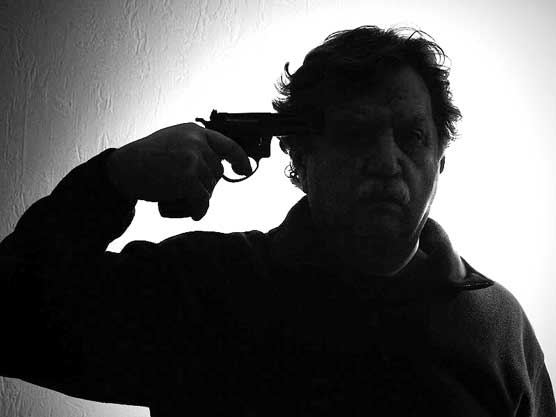 যুক্তরাষ্ট্রে গত ১৫ বছরে আত্মহত্যার হার বেড়েছে প্রায় ২৪ শতাংশ ।।