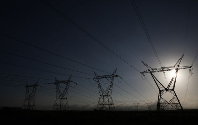 শুক্রবারের আগে পিছু ছাড়ছে না লোডশেডিং ।। শনিবার থেকে স্বাভাবিক হবে, আশা বিদ্যুৎ বিভাগের