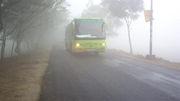 দিনাজপুরে ঘন কুয়াশা ।।