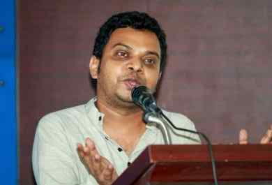 জঙ্গিদের হাত থেকে রক্ষা পেতে আমেরিকায় আশ্রয় চাইলেন বাংলাদেশি ব্লগার রবি ।।