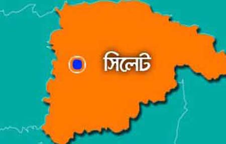 সিলেটে সরকারি মাঠ দখল নিয়ে সংঘর্ষ ১ পুলিশসহ ১৫ জন আহত ।।