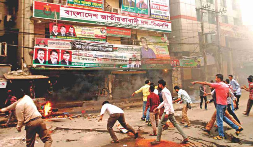 আবারও ধাওয়ার মুখে ‘আসল’ বিএনপি নামধারী নেতা-কর্মীরা।।