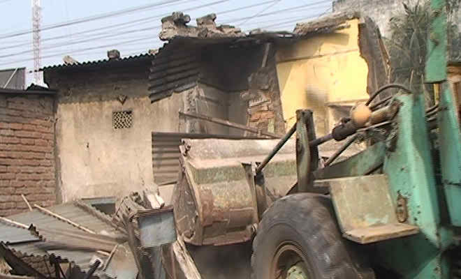 পঞ্চগড়ে অবৈধ স্থাপনা উচ্ছেদ ।।