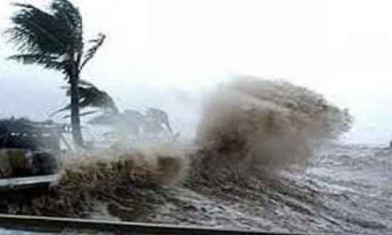 পশ্চিমমধ্য বঙ্গোপসাগরে সৃষ্ট ঘূর্ণিঝড় রোয়ানু শনিবার উপকুলে আঘাত হানবে, ৭ নম্বর বিপদসংকেত