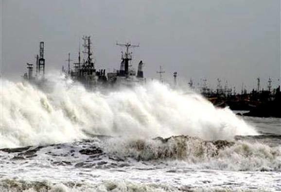 জলবায়ু পরিবর্তনের ফলে বাড়ছে সমুদ্রপৃষ্ঠের উচ্চতা ।। বিপন্ন হতে পারে উপকুলের ৪ কোটি মানুষ.....