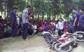 কুষ্টিয়ায় সন্ত্রাসী হামলা ও বোমা বিস্ফোরণে নিহত ২।।