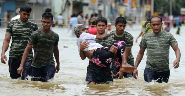 রোয়ানুর আঘাতে শ্রীলঙ্কায় নিহত ৬০, বাস্তুহারা ২ লাখ।।