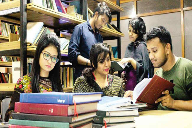 বিশ্বের সবচেয়ে শিক্ষিত দেশ কানাডা ।।