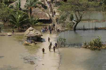 ভারতের উত্তরাখন্ডে ভূমিধসে নিহত ১০, আহত ৫ ।।