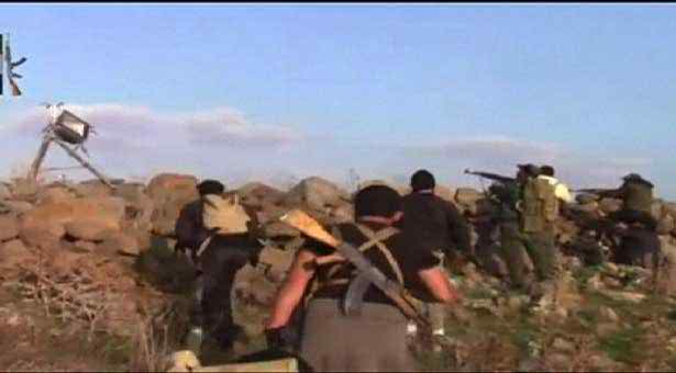 জঙ্গীগোষ্ঠী আইএসের সদরদপ্তর রাকার দখল নিতে তীব্র আক্রমণ ইরাক ও সিরিয়ার কুর্দি যোদ্ধাদের