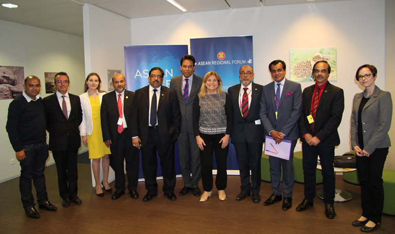 অবৈধ প্রবাসীদের বৈধতা দেয়ার দাবিতে ইইউর সাথে সংলাপ করেছে প্রবাসীদের সংগঠন আয়েবা।।