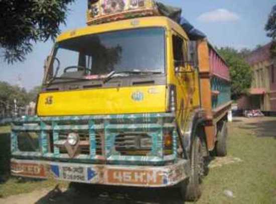 ছিনতাইয়ের চারঘণ্টা পর রাজধানীতে চিনিভর্তি ট্রাক উদ্ধার।।