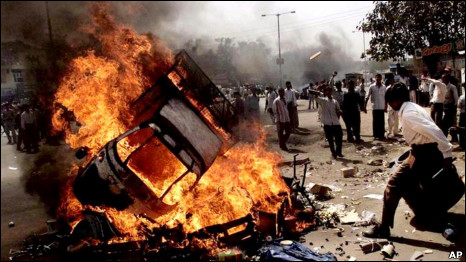 গুজরাট দাঙ্গায় ২৪ জনকে অভিযুক্ত করল ভারতীয় আদালত