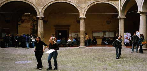 ইতালিতে হেনস্থার শিকার ৩ ভারতীয় ছাত্র ।। বিদেশ মন্ত্রকের হস্তক্ষেপে ২৪ ঘন্টার মধ্যেই পরিস্থিতি স্বাভাবিক