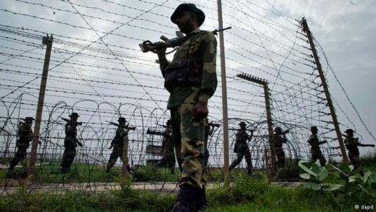 ভারত নিয়ন্ত্রিত কাশ্মিরে জঙ্গি হামলায় তিন বিএসএফ সৈন্য নিহত ......