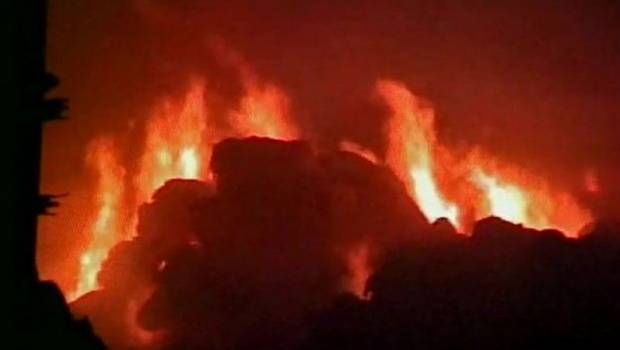 চন্দ্রায় পোশাক কারখানায় আগুন