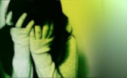 রাজধানিতে মাদ্রাসায় শিক্ষক বক্তৃতা শিশু যৌন নির্যাতন ।। শিক্ষক আটক