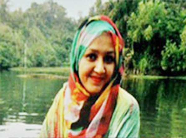 বাবুল আক্তারের স্ত্রী মাহমুদা খাতুনের মোবাইল খুদেবার্তার রহস্য এখনও উন্মোচিত হয়নি....