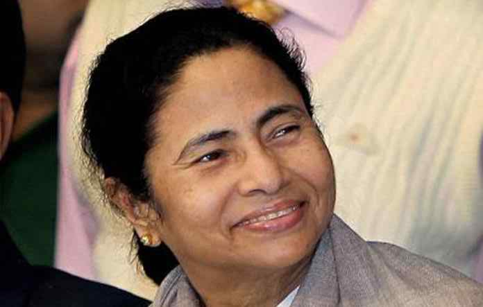 এবার স্কুল শিক্ষার্থীদের ব্যাগ দেবে পশ্চিমবঙ্গের ক্ষমতাসিন মমতা সরকার.....