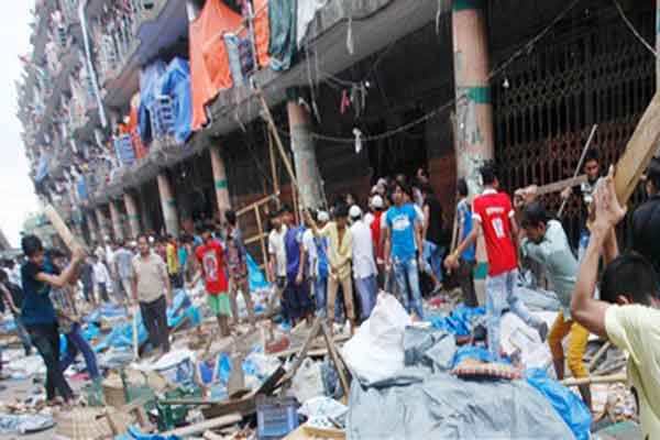 জামিনে মুক্তি পেলেন গুলিস্তান ১৯০ হকার