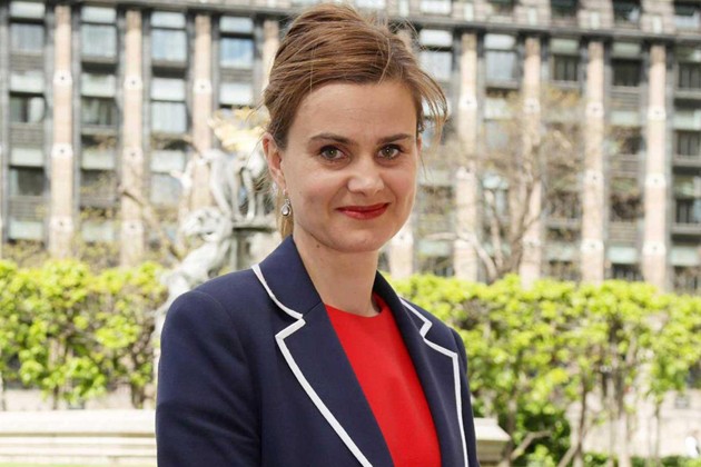 ব্রিটেনের সকল রাজনীতিবিদের সাংসদ জো কক্সকে শ্রদ্ধা নিবেদন