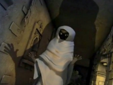 ভুতের সিনেমা দেখে মৃত্যু হল এক বৃদ্ধের।