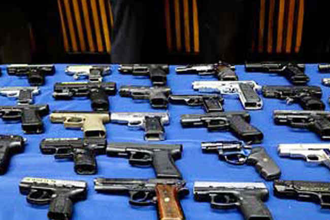 রাজধানির উত্তরা এলাকা থেকে বিপুল অস্ত্র উদ্ধার ।। আন্তর্জাতিক ও দেশীয় চক্রান্ত থাকতে পারে ধারনা পুলিশের....