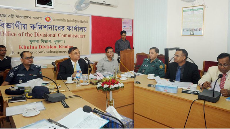 নিরাপত্তা ব্যবস্থা জোরদার করতে খুলনার গুরুত্বপূর্ণ স্থান ও প্রতিষ্ঠানে লাগনো হচ্ছে সিসি ক্যামেরা।।