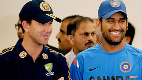 অস্ট্রেলিয়ার সাবেক অধিনায়ক রিকি পন্টিংয়ের রেকর্ড স্পর্শ করল ধোনি