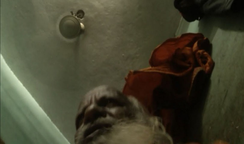 ভারতে ধর্মের আড়ালে ধর্মগুরুদের দুষ্কর্ম