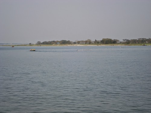 কুমিল্লার মেঘনা নদীতে নিখোঁজের পাঁচ দিন পর লাশের সন্ধান.....