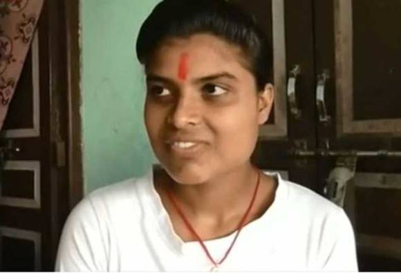 ভারতের বিহার রাজ্য শিক্ষা বোর্ডে পরীক্ষায় শীর্ষস্থান অর্জনকারী রুবি রাই গ্রেপ্তার