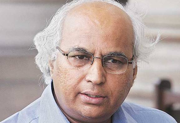 পাকিস্তানি সাংবাদিকদের আমন্ত্রণ করে ফের শিবসেনার তোপের মুখে সুধীন্দ্র কুলকার্নি