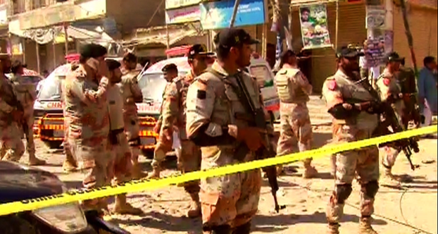 পাকিস্তানে বন্দুকধারীদের হামলায় চার পুলিশ সদস্য নিহত