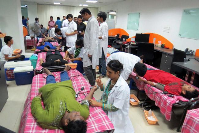 রিভ গ্রুপের রক্তদান কর্মসূচি