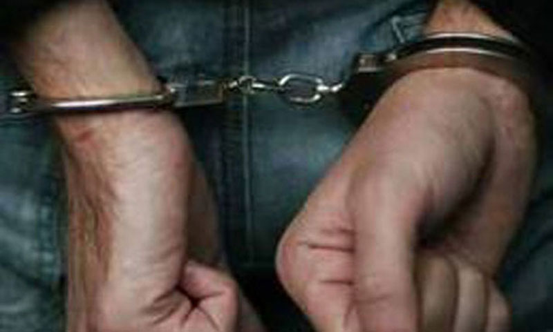 ভুয়া মুক্তিযোদ্ধা সনদে চাকরি ১জনের বাবাসহ ২ কনস্টেবল আটক ।।