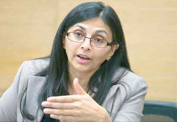 ২ দিনের রাষ্ট্রীয় সফরে ঢাকায় এসে পৌঁছেছেন নিশা দেশাই .....