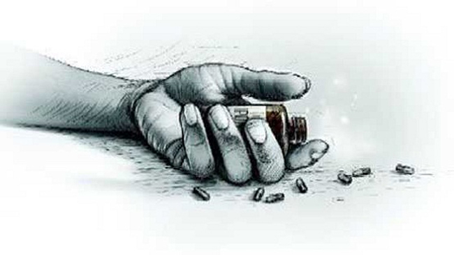 অপরিণত বিয়ে ।। নবদম্পতির বিষপান