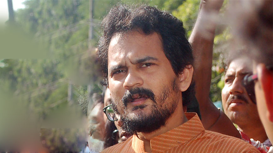 জঙ্গিদের বিরুদ্ধে পাল্টাযুদ্ধ ঘোষণা করতে হবে ।। গণজাগরণ মঞ্চের মুখপাত্র ডা. ইমরান  