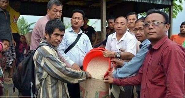 রাঙামাটির প্রত্যন্ত ইউনিয়ন সাজেকে চরম খাদ্য সংকট, আত্মমানবতার সেবায় সেনাবাহিনী.....   